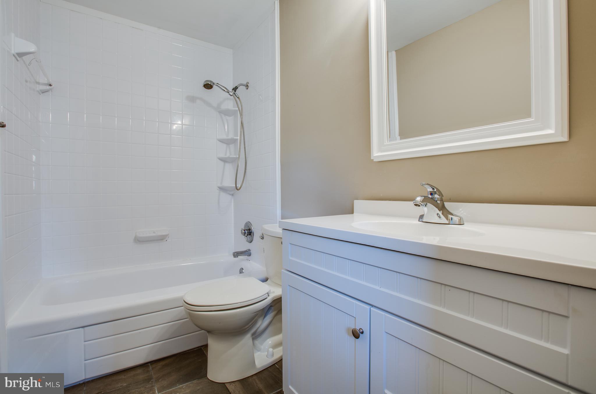 523 Ferry Road Fredericksburg, VA 22405 - Photo 11 of 30 Bath (Master)