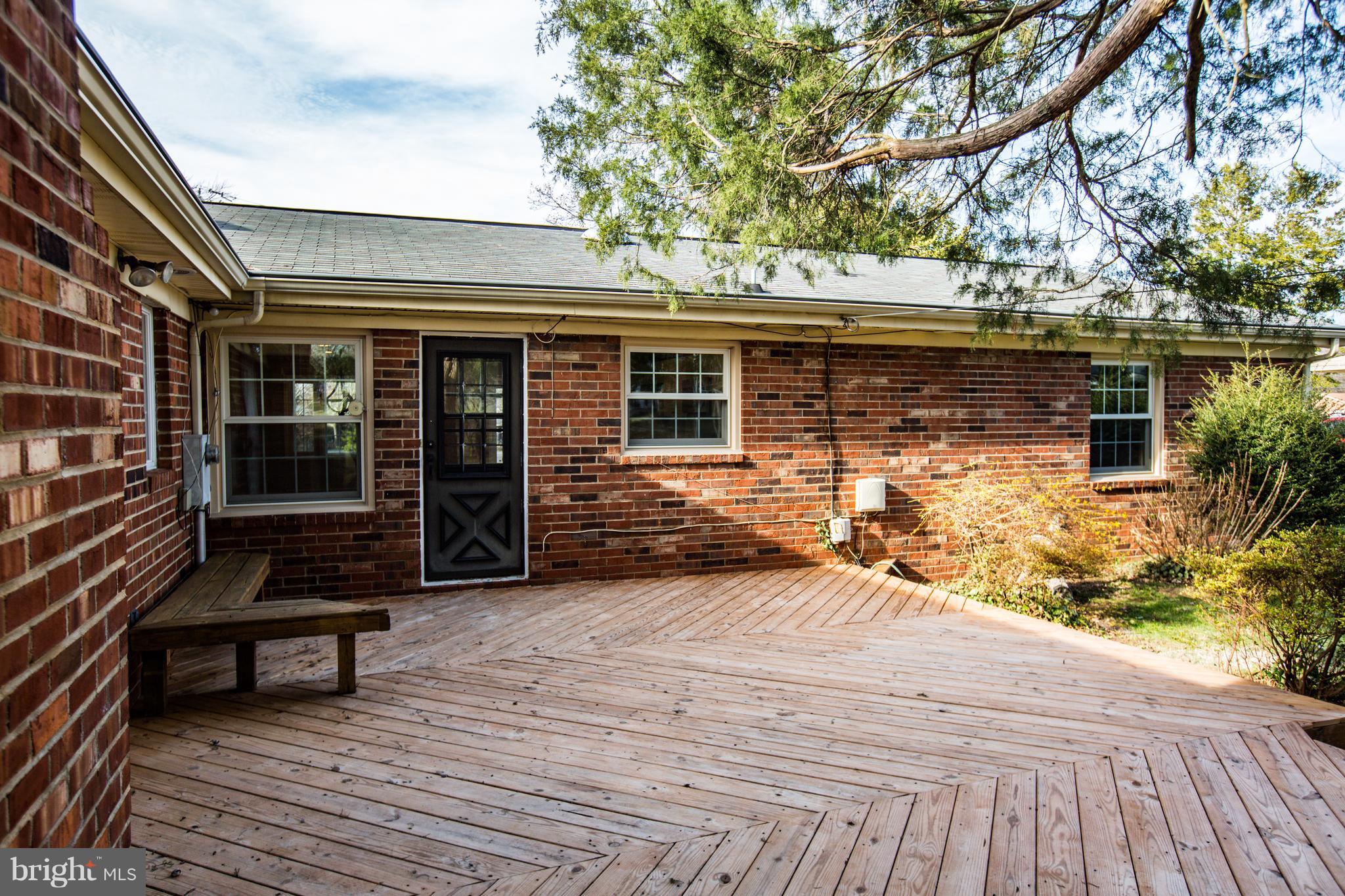 523 Ferry Road Fredericksburg, VA 22405 - Photo 29 of 30 Exterior (Rear)
