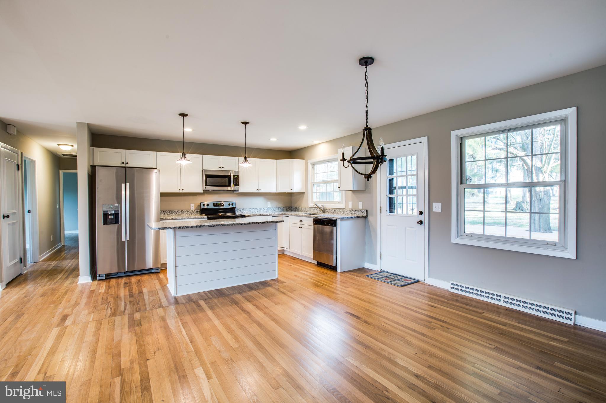523 Ferry Road Fredericksburg, VA 22405 - Photo 5 of 30 Main Kitchen