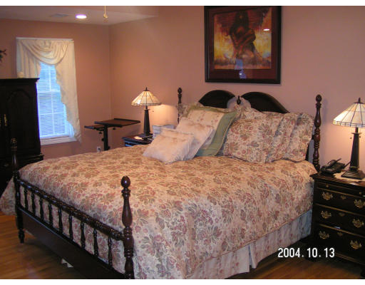 332 Bolivar Street Canton, MA 02021 - Photo 6 of 16 Gallery Image 6