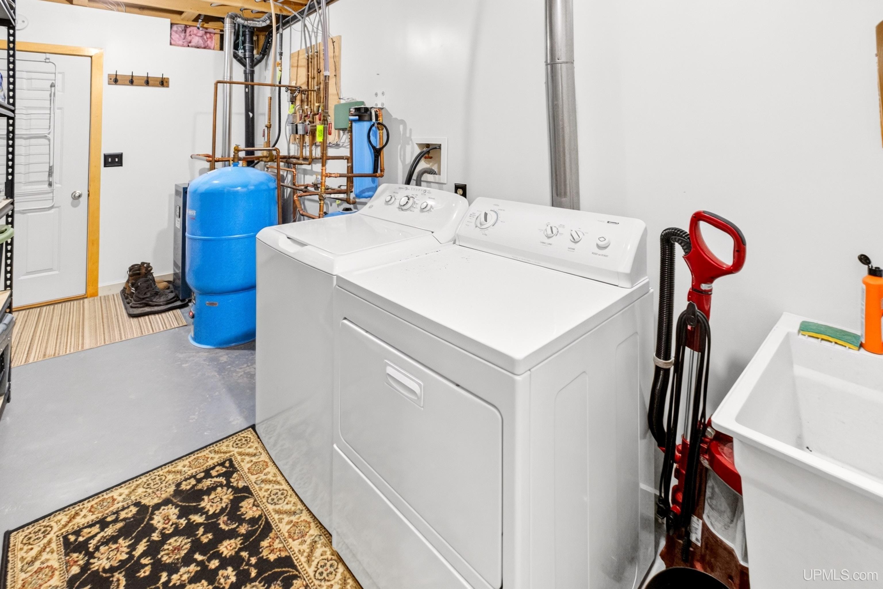 1223 Cooper Lake Road Ishpeming, MI 49849 - Photo 25 of 37