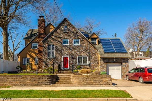 $629,000 | 426 Walnut Street, Roselle, NJ 07203