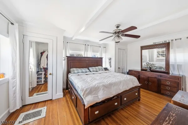 $629,000 | 426 Walnut Street, Roselle, NJ 07203