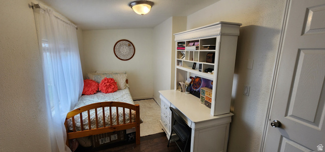 574 West Harding Avenue Cedar City, UT 84720 - Photo 21 of 43 Downstairs bedroom