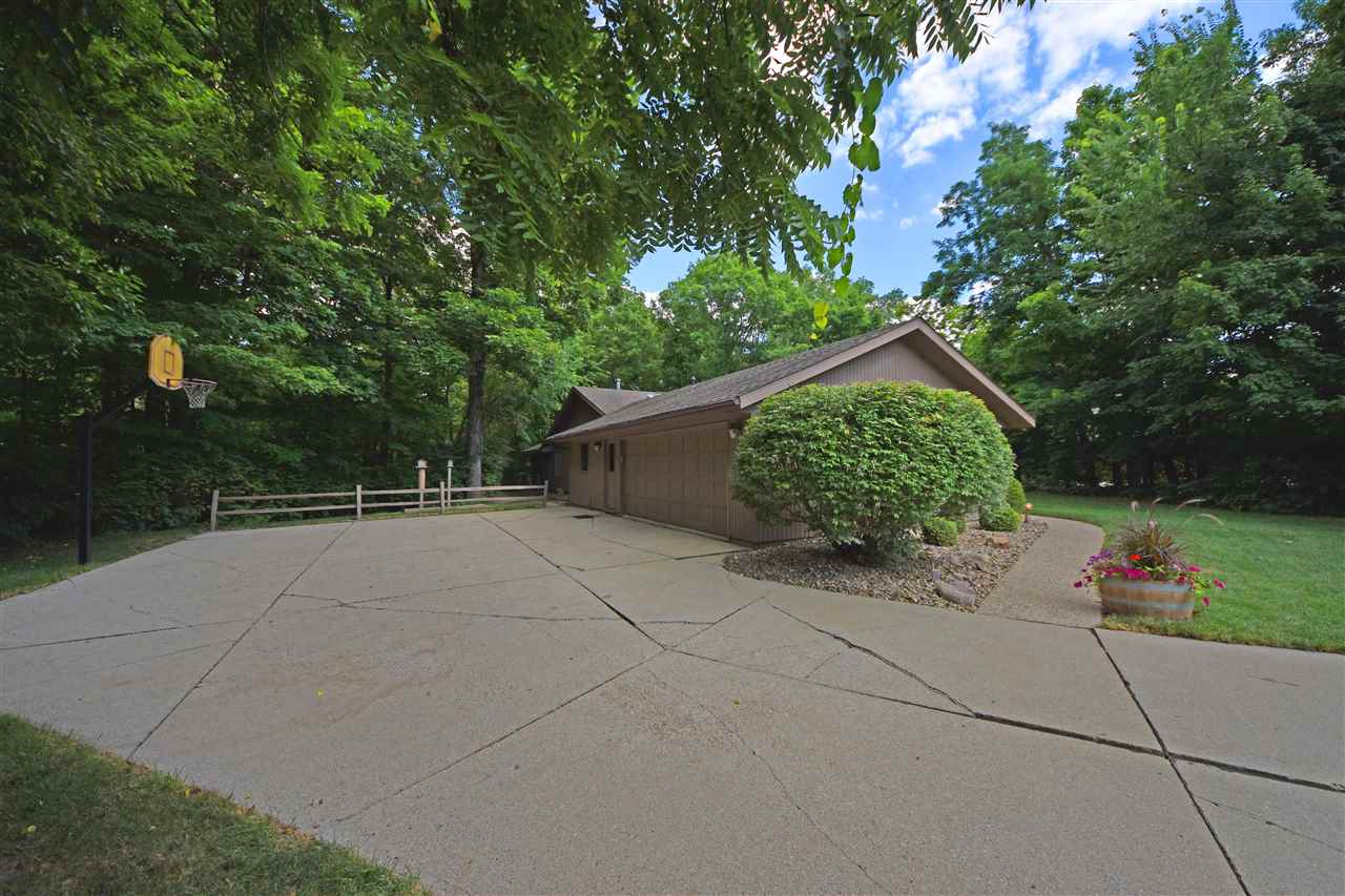 5503 Sherington Road Fort Wayne, IN 46814 - Photo 32 of 34