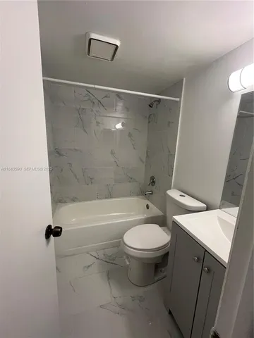 $324,900 | 7430 Southwest 153rd Place, Unit 1061, Miami, FL 33193