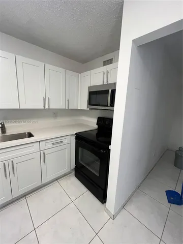 $324,900 | 7430 Southwest 153rd Place, Unit 1061, Miami, FL 33193