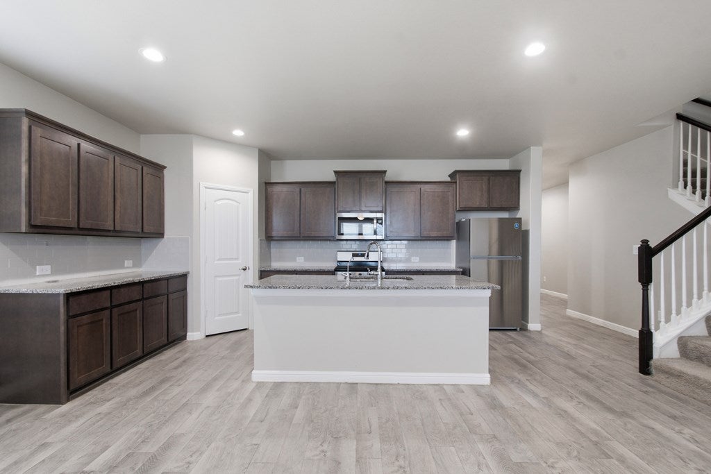 6102 Scaled Quail Road Midland, TX 79705 - Photo 15 of 53 Gallery Image 15