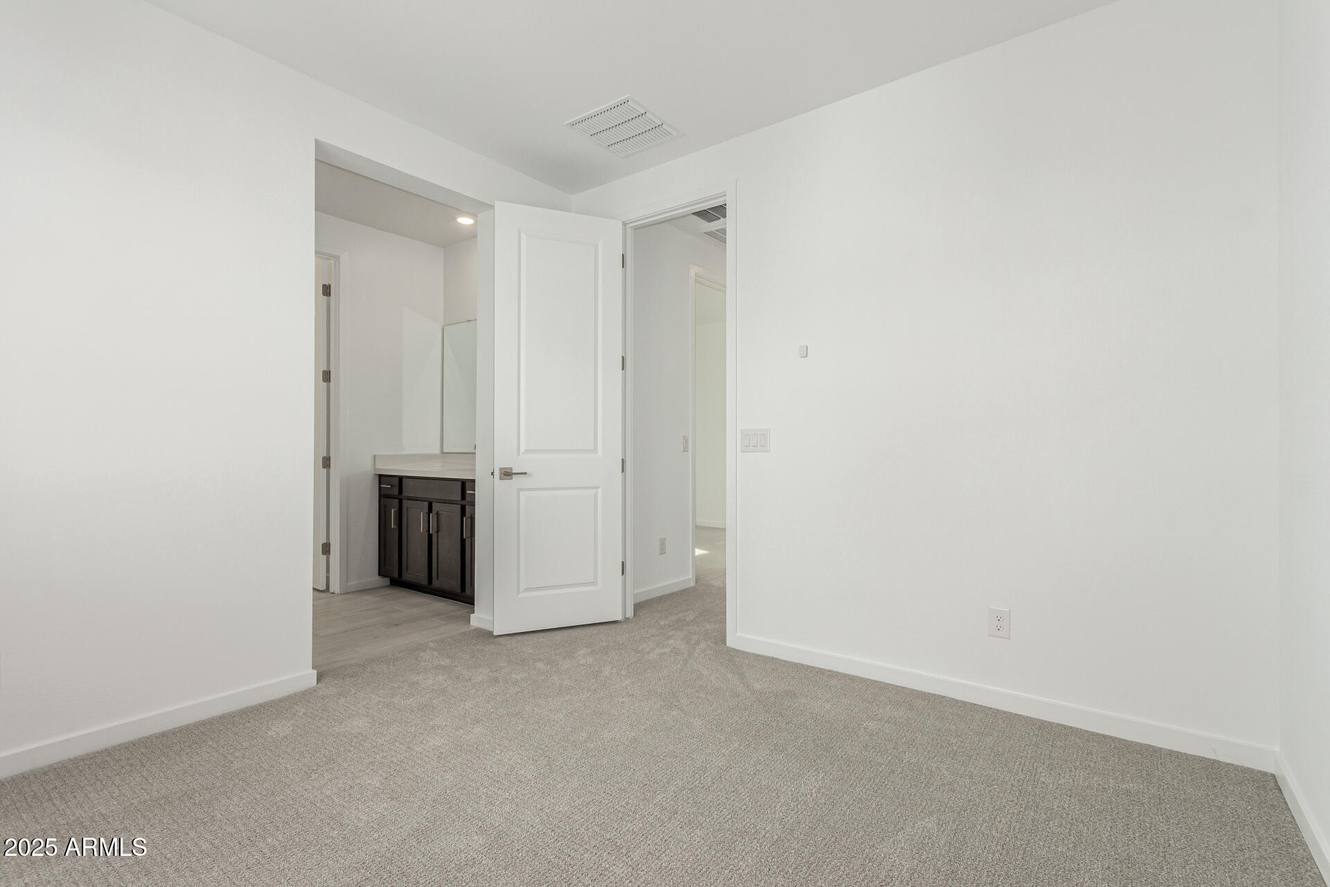 2474 West Rowel Road Phoenix, AZ 85085 - Photo 26 of 38 a view of an empty room