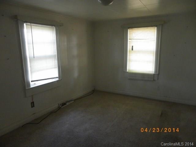 1960 Pleasant Road Fort Mill, SC 29708 - Photo 5 of 9 an empty room with a window