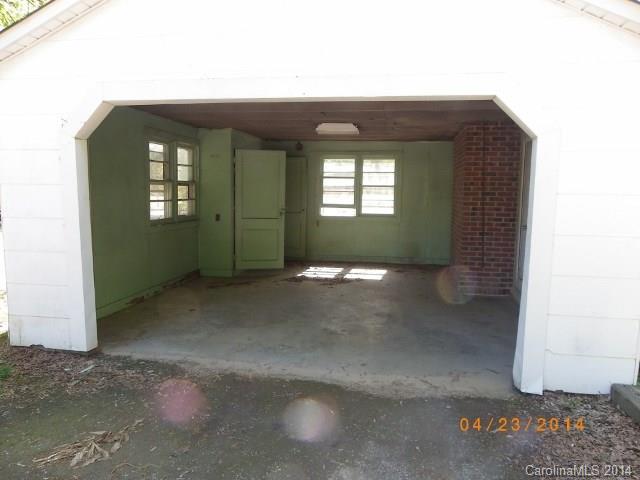 1960 Pleasant Road Fort Mill, SC 29708 - Photo 9 of 9 a view of livingroom with window