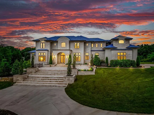 $3,993,000 | 5450 Lackman Road, Shawnee, KS 66217