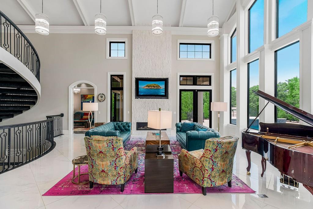 5450 Lackman Road Shawnee, KS 66217 - Photo 9 of 62