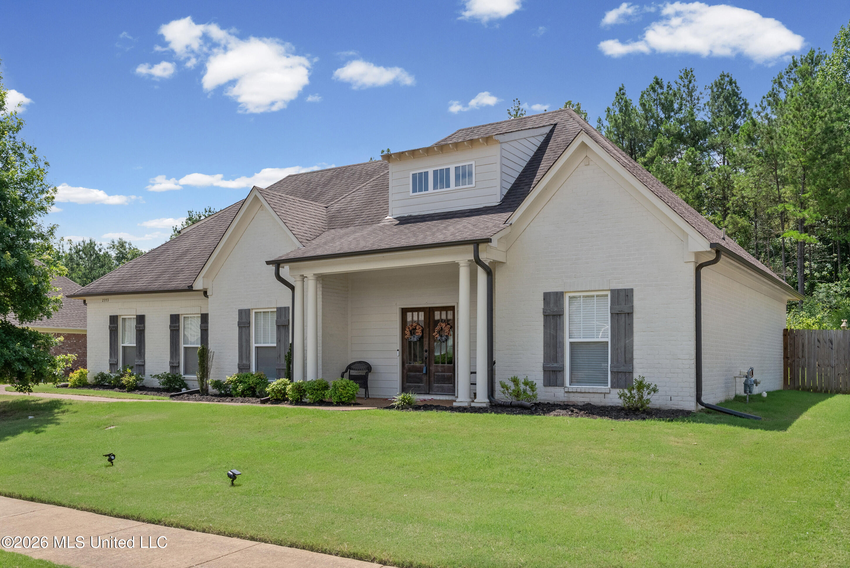2353 Ouse Valley Lane Hernando, MS 38632 - Photo 2 of 30 Front