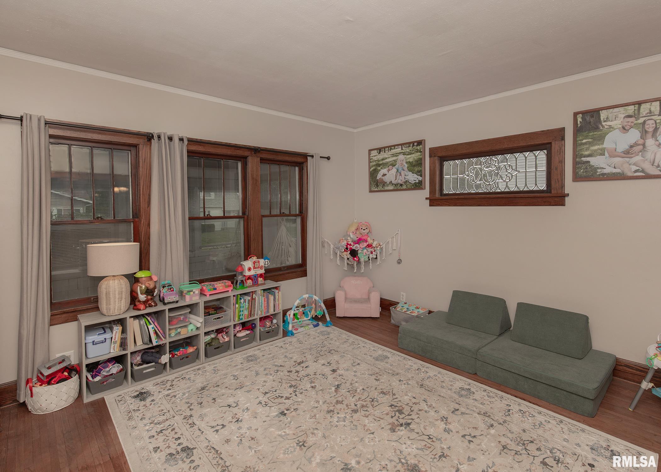 2424 4th Street Moline, IL 61265 - Photo 12 of 36