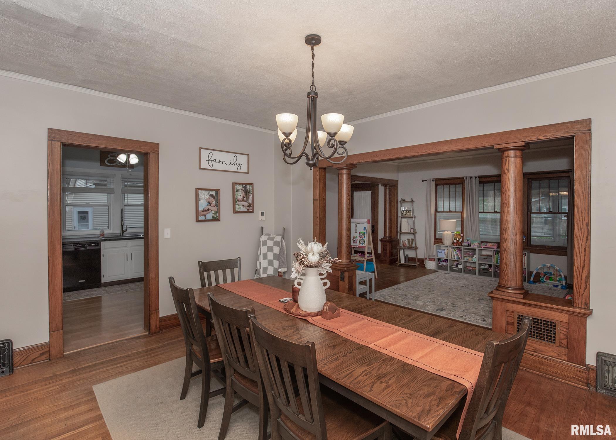 2424 4th Street Moline, IL 61265 - Photo 18 of 36