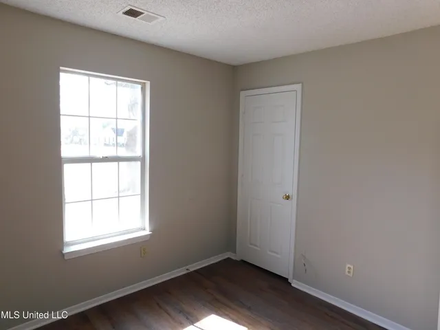 $1,495 | 5820 Briarwood Drive, Horn Lake, MS 38637