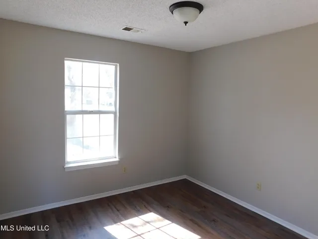 $1,495 | 5820 Briarwood Drive, Horn Lake, MS 38637