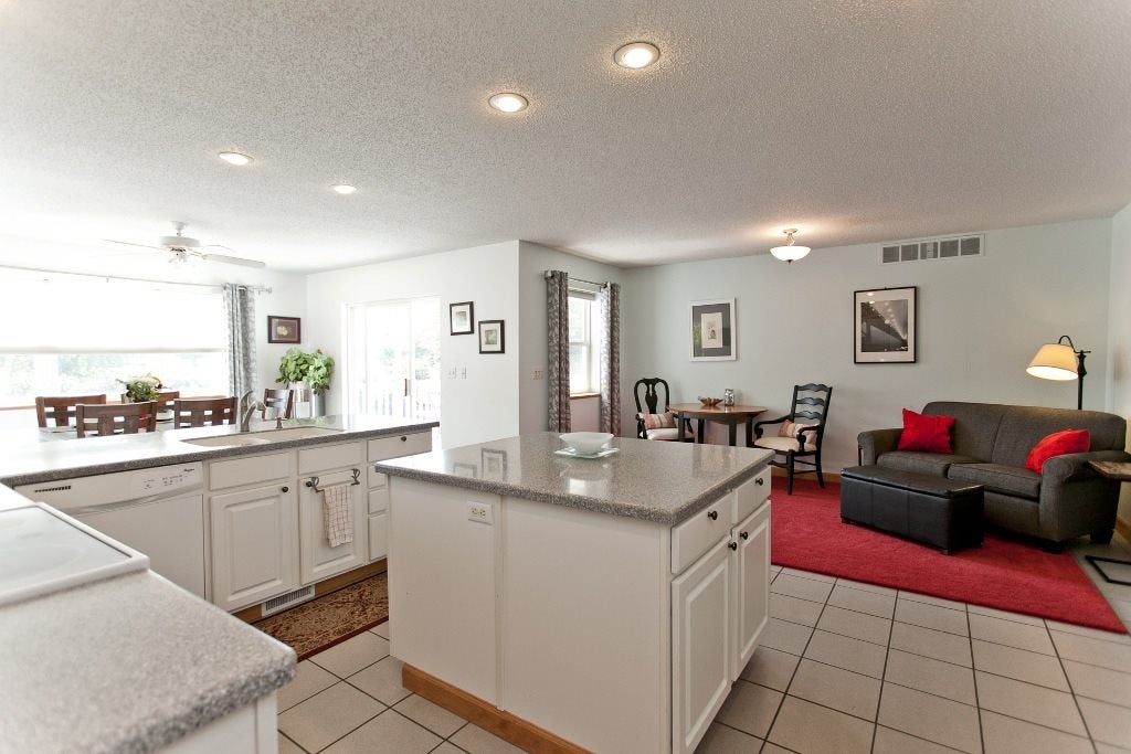 3823 Eagle Road Northeast Solon, IA 52333 - Photo 6 of 25 Gallery Image 6