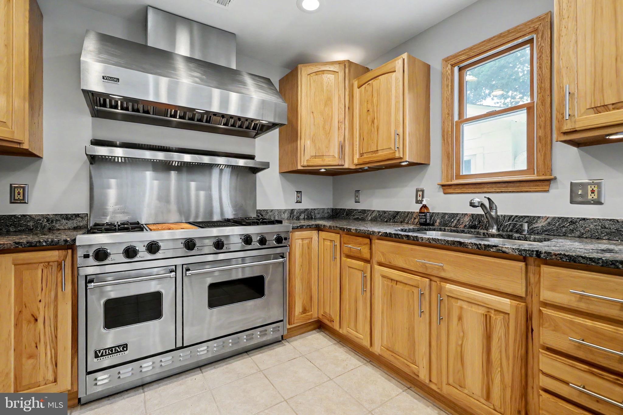 3128 Wayne Road Falls Church, VA 22042 - Photo 7 of 49 kitchen
