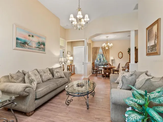 $525,000 | 280 Dahlia Court, Bradenton, FL 34212