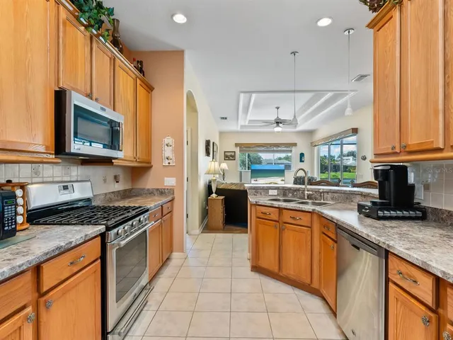 $525,000 | 280 Dahlia Court, Bradenton, FL 34212