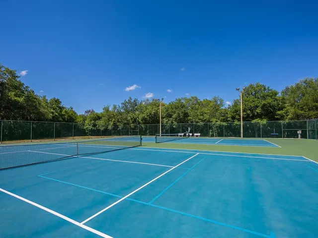 $525,000 | 280 Dahlia Court, Bradenton, FL 34212