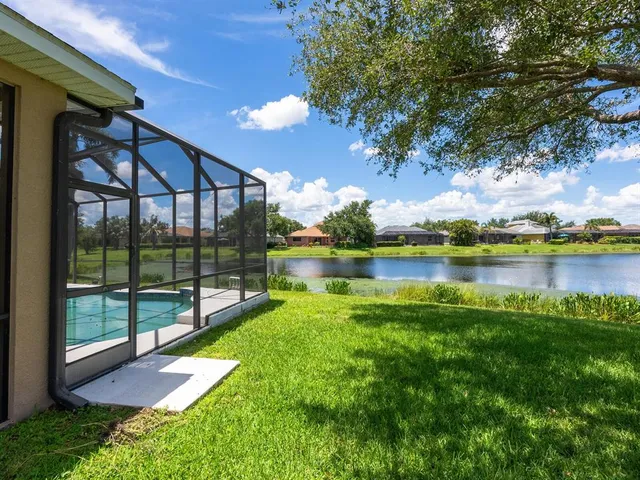 $525,000 | 280 Dahlia Court, Bradenton, FL 34212