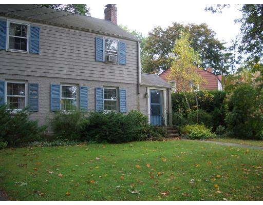 21 Robinhood Road Natick, MA 01760 - Photo 1 of 2 Gallery Image 1