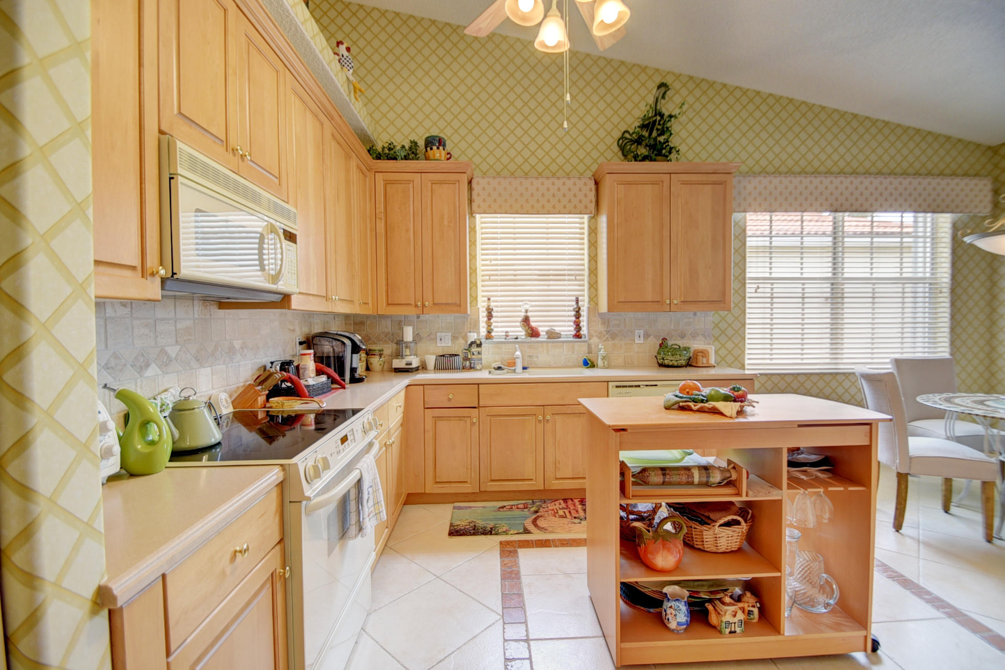6209 Caladium Road Delray Beach, FL 33484 - Photo 14 of 41 DSC_4335_6_7_8_9