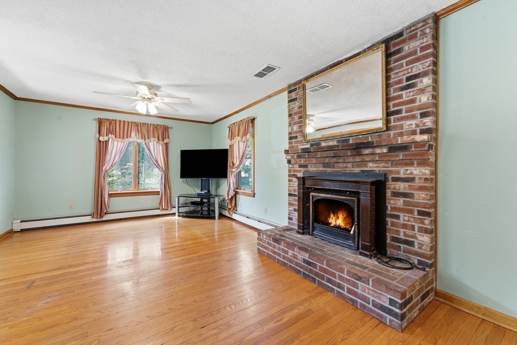 175 Granby Road South Hadley, MA 01075 - Photo 12 of 40