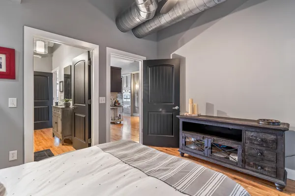 $645,000 | 49 Monroe Center Street Northwest, Unit 5, Grand Rapids, MI 49503
