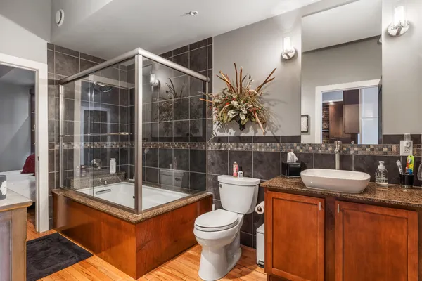 $645,000 | 49 Monroe Center Street Northwest, Unit 5, Grand Rapids, MI 49503