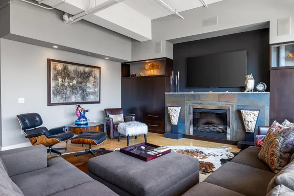 $645,000 | 49 Monroe Center Street Northwest, Unit 5, Grand Rapids, MI 49503