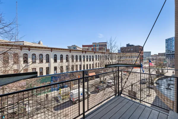 $645,000 | 49 Monroe Center Street Northwest, Unit 5, Grand Rapids, MI 49503