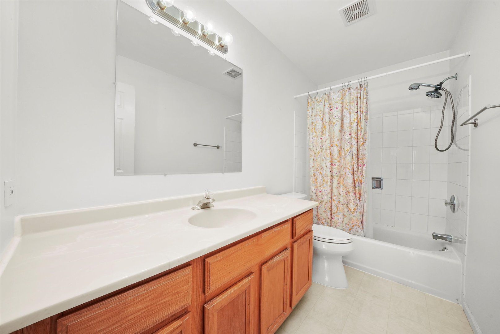 Undisclosed Address Gurnee, IL 60031 - Photo 22 of 30