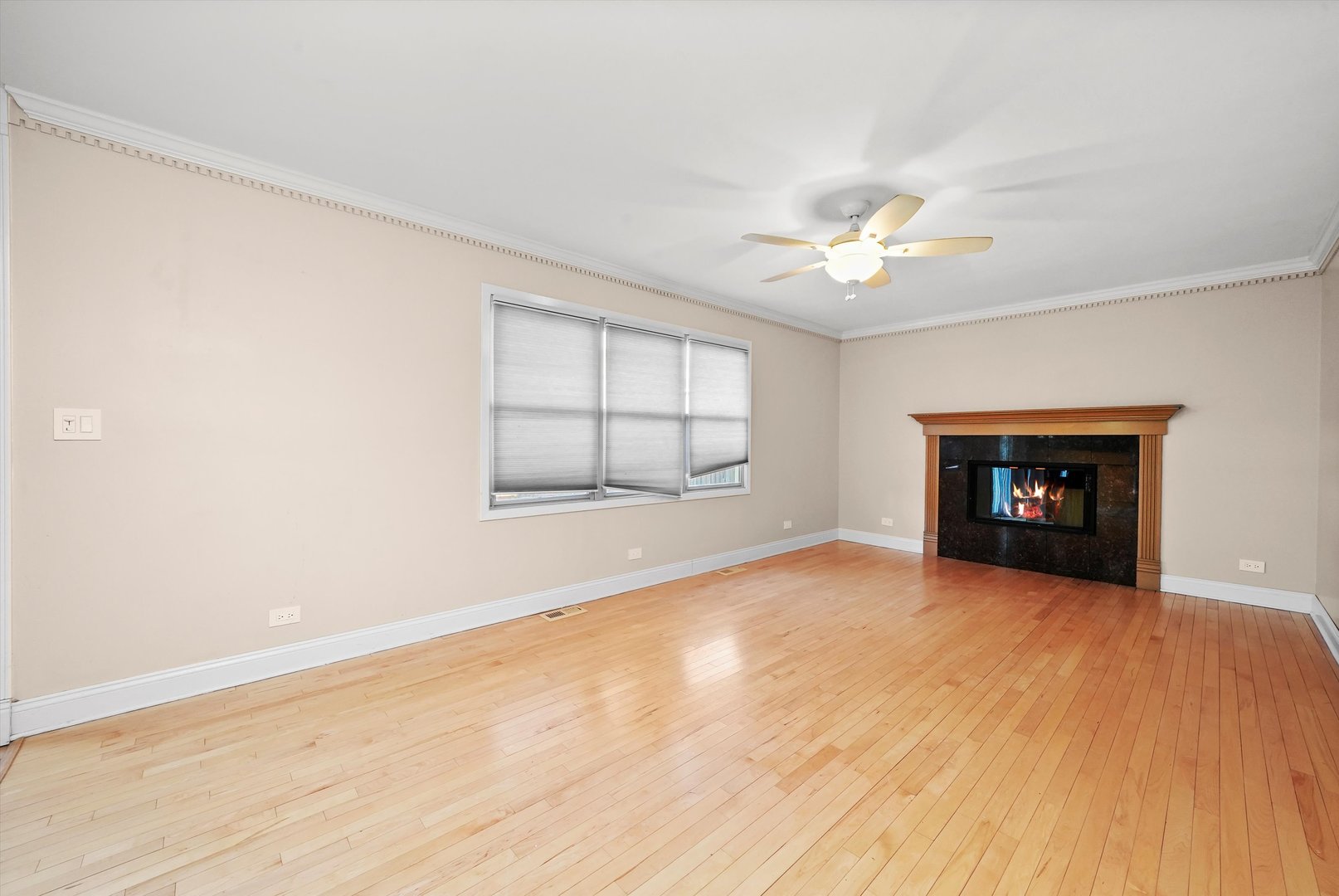 Undisclosed Address Gurnee, IL 60031 - Photo 8 of 30