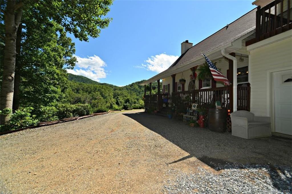 157 Red Rile Trail Sylva, NC 28779 - Photo 18 of 20 Gallery Image 18