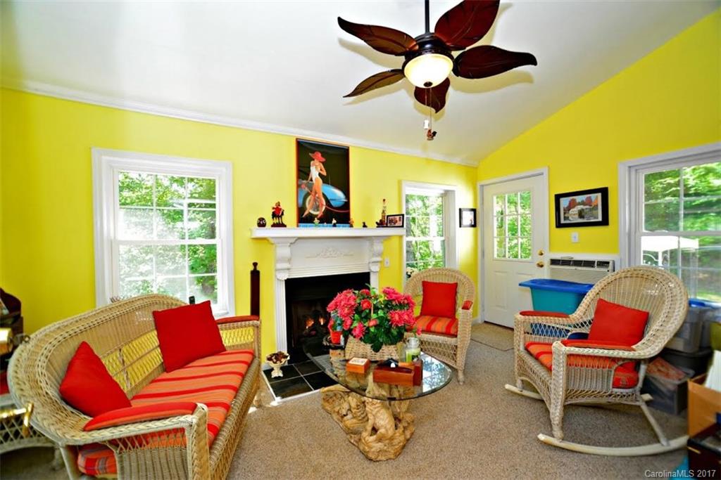 157 Red Rile Trail Sylva, NC 28779 - Photo 6 of 20 Gallery Image 6