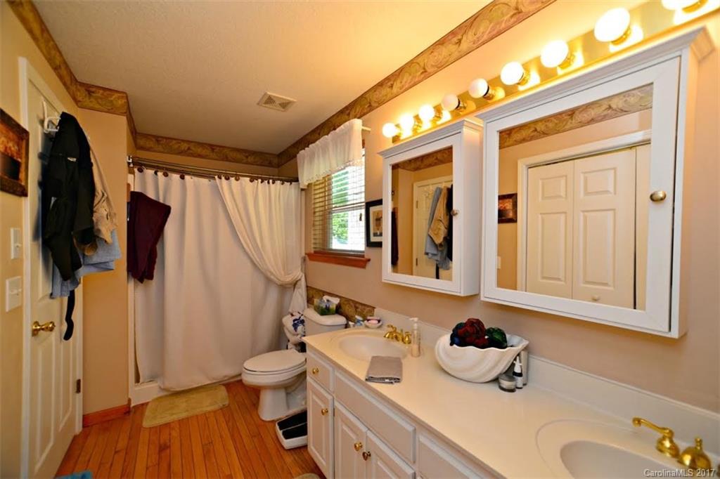 157 Red Rile Trail Sylva, NC 28779 - Photo 8 of 20 Gallery Image 8