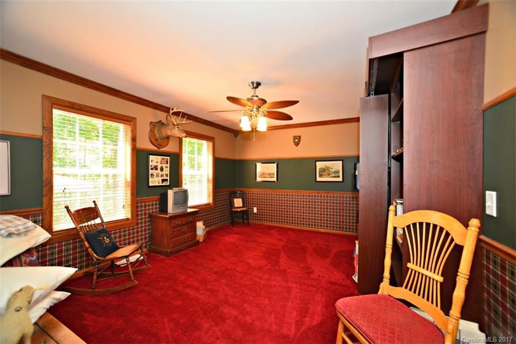 157 Red Rile Trail Sylva, NC 28779 - Photo 9 of 20 Gallery Image 9