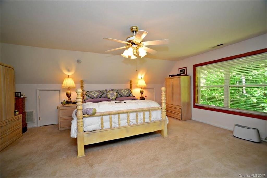 157 Red Rile Trail Sylva, NC 28779 - Photo 10 of 20 Gallery Image 10