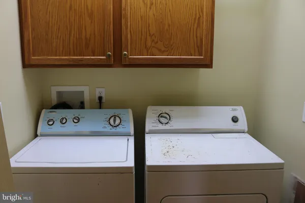 $215,000 | 156 Squirrel Den Road, Maysville, WV 26833