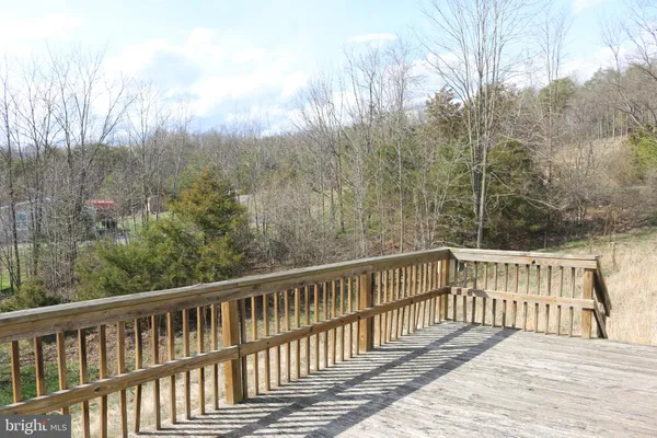 $215,000 | 156 Squirrel Den Road, Maysville, WV 26833
