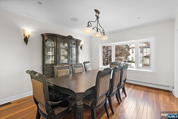 $929,888 | 270 Hamilton Avenue, Hasbrouck Heights, NJ 07604