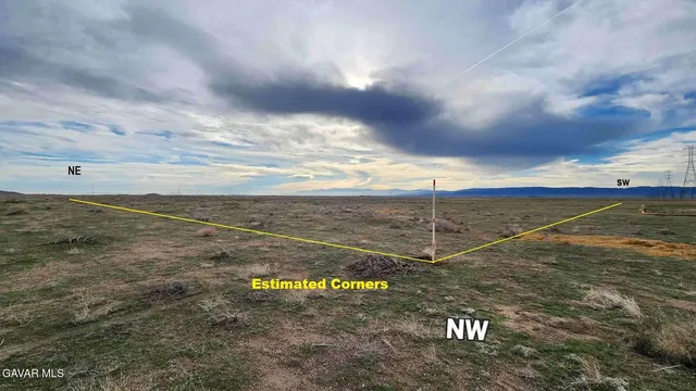 $12,000 | 11800 Avenue B10 Lancaster Ca, Lancaster, CA 93536