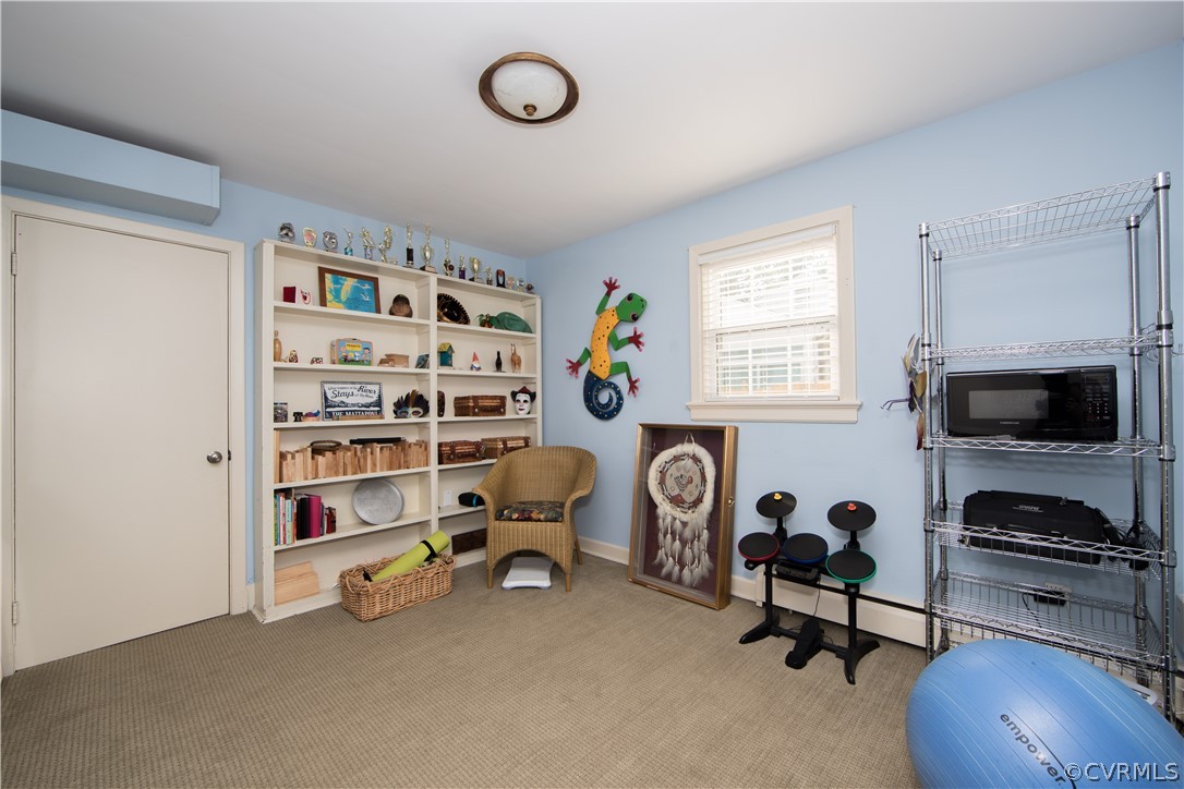 8802 Watlington Road Henrico, VA 23229 - Photo 24 of 36 Bedroom 4 - built-in shelves