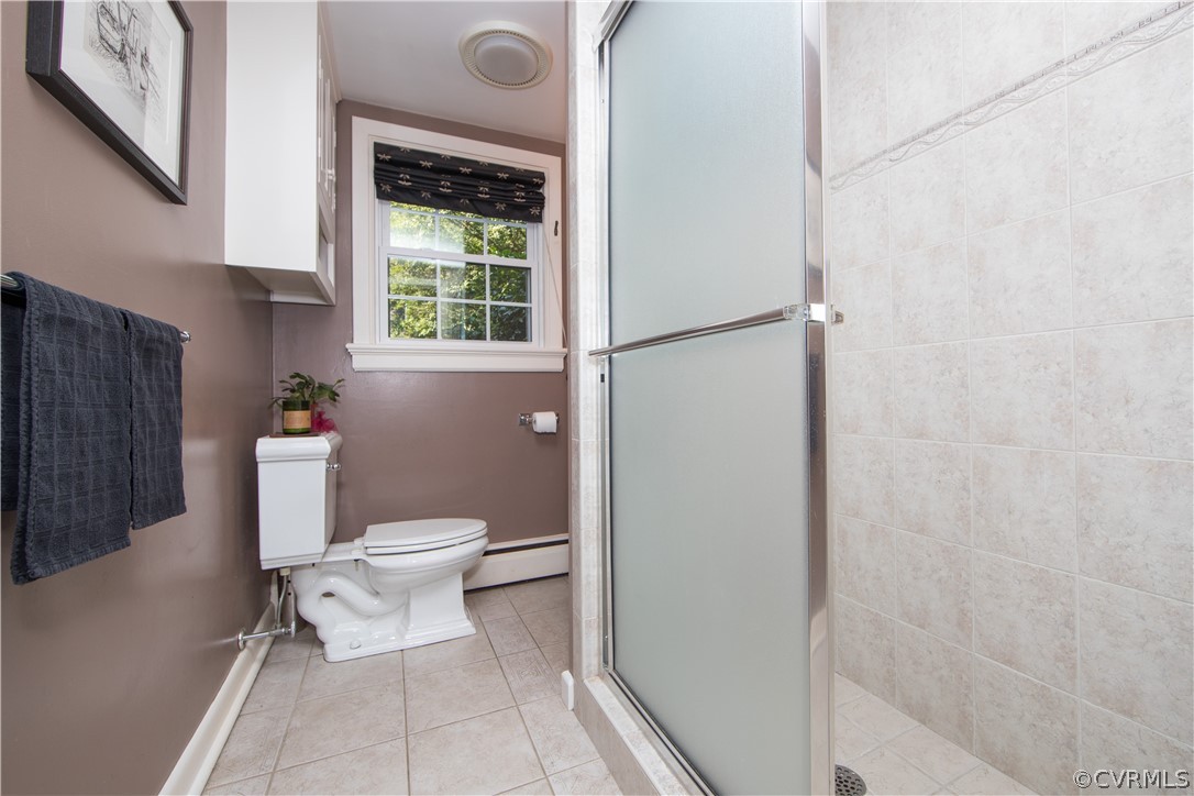 8802 Watlington Road Henrico, VA 23229 - Photo 25 of 36 Full Bath (Basement): Walk-in Tile shower with dec