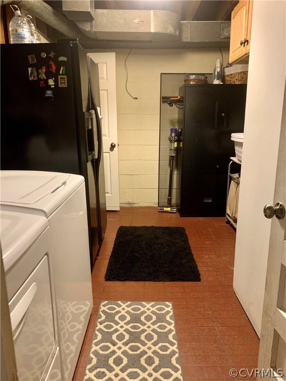 8802 Watlington Road Henrico, VA 23229 - Photo 35 of 36 Large laundry room with abundant storage