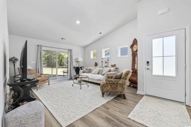 $279,499 | 709 Eastridge Drive, Conway, SC 29526